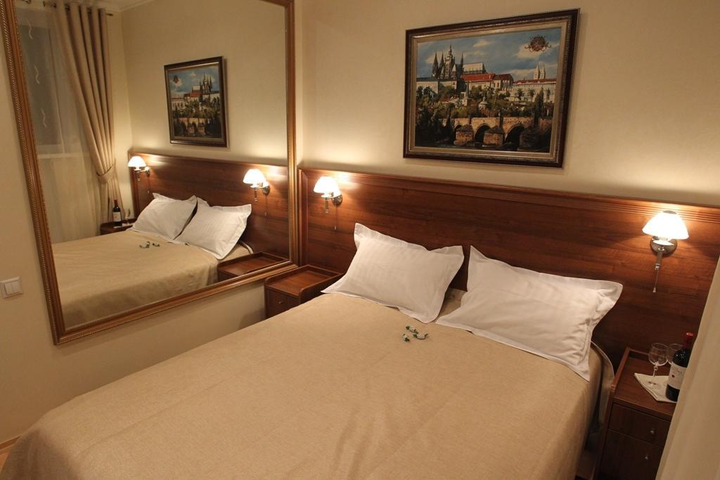 Zlata Praha Hotel Zaporizhia Habitación foto