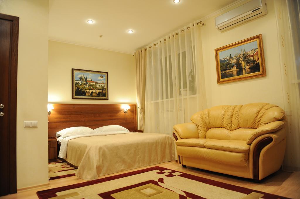 Zlata Praha Hotel Zaporizhia Habitación foto