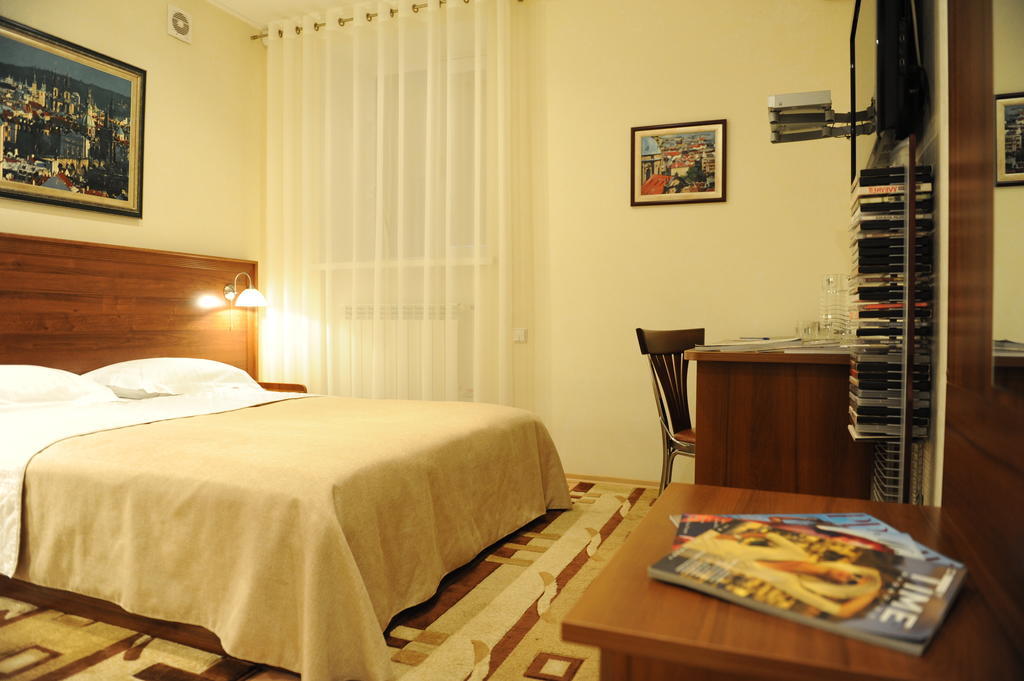 Zlata Praha Hotel Zaporizhia Habitación foto