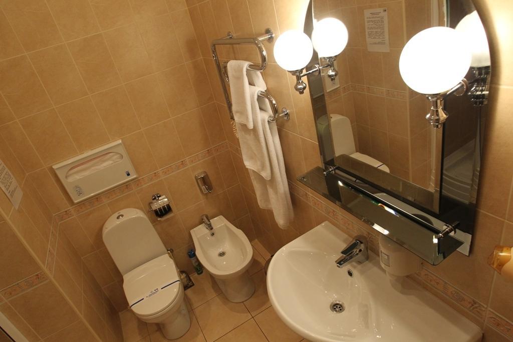 Zlata Praha Hotel Zaporizhia Habitación foto